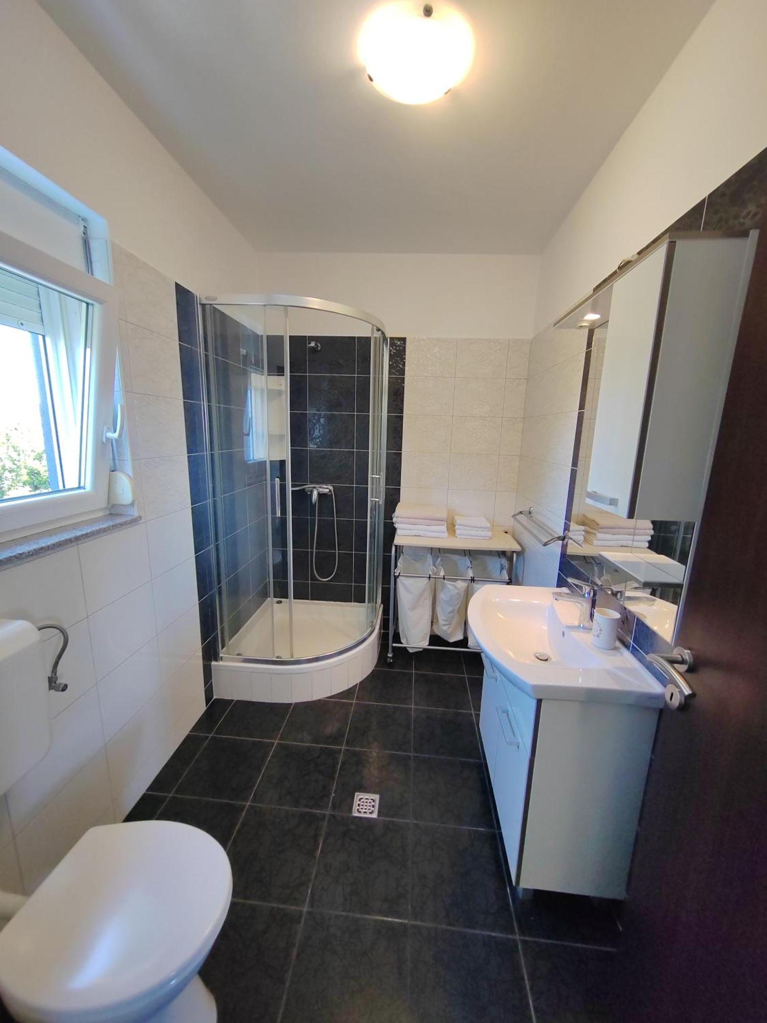 Apartment Zatonka 2 Zaton  Ngoại thất bức ảnh
